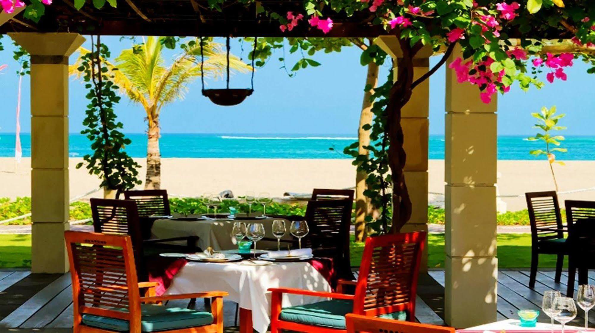 The Sandi Phala Beach Resort And Ma Joly Restaurant Kuta Lombok Exterior foto